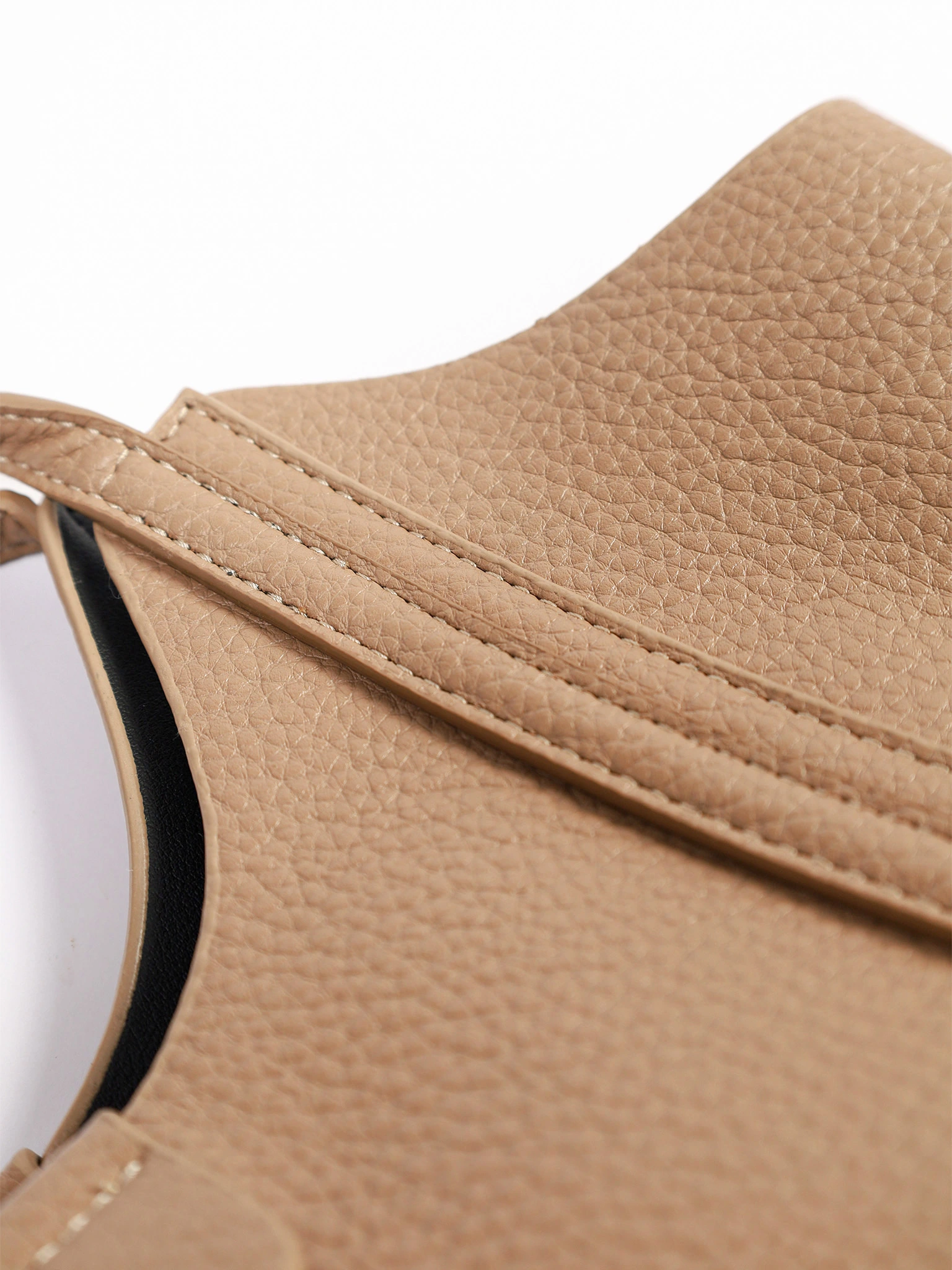 Сумка-тоут с плоскими ручками с брелком-медвежонок в ассортименте